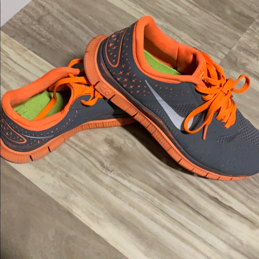 Nike Tennis Shoe